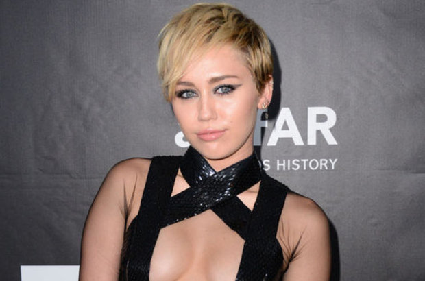 Miley Cyrus içini döktü