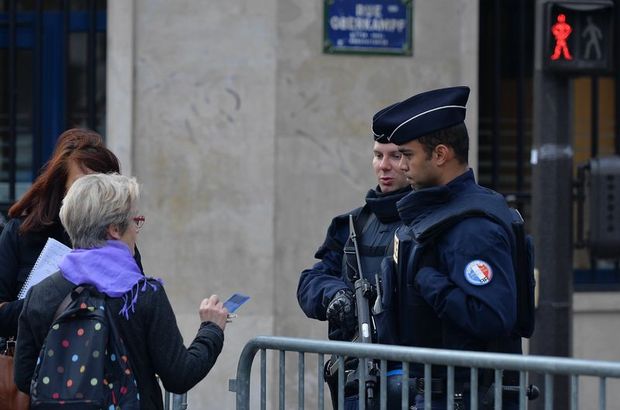 Fransa terörle 'online' olarak mücadele edecek 