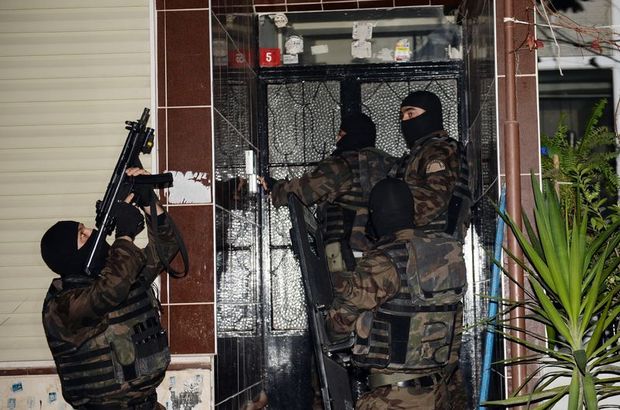 İstanbul'da şafak operasyonu: 16 gözaltı