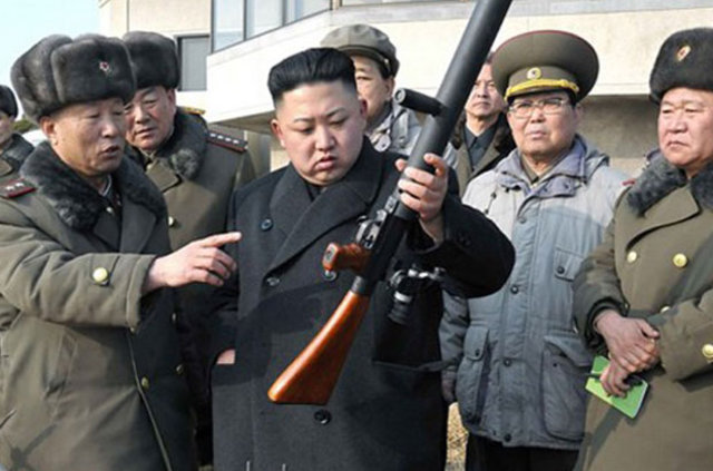 Kuzey Kore lideri Kim "düşman kardeş"i silahlarıyla vurdu