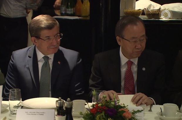 Ban Ki-Moon'dan Davutoğlu'na: Merhaba