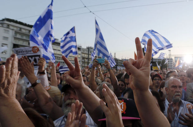 Yunan bankaları işten çıkarmaları gönüllük esasıyla yapacak