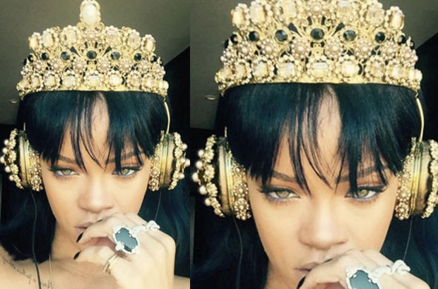 Rihanna yeni albümünü 27 bin TL'lik kulaklıkla dinledi