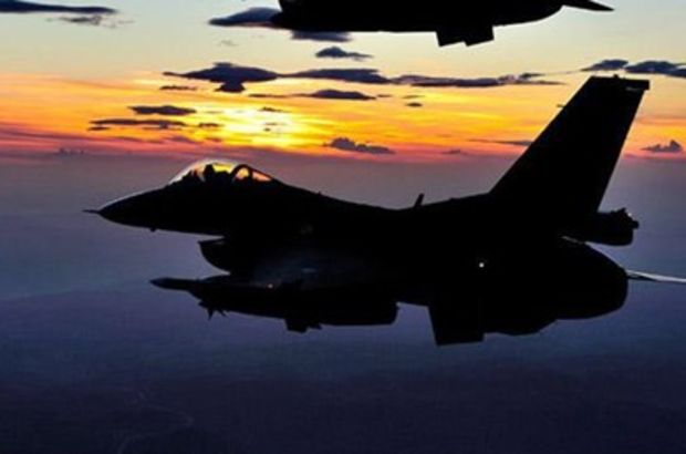 Mısır'da F-16 savaş uçağı düştü