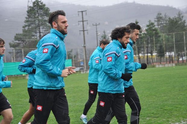Konyaspor Muriqi'yi bitiriyor