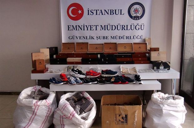 Eminönü'nde taklit ayakkabı satan çeteye operasyon