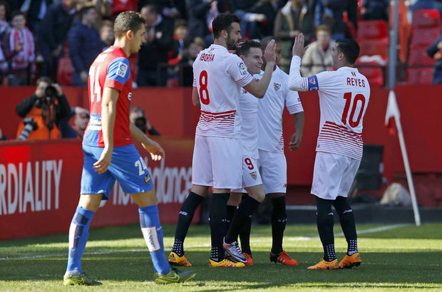 Sevilla: 3 - Levante: 1