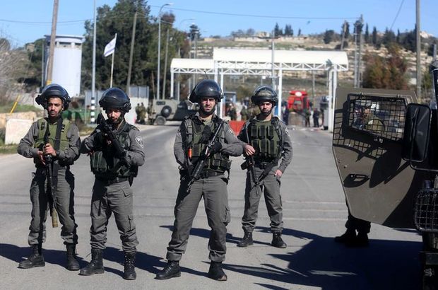 İsrail ordusu Ramallah'ın girişini kapattı