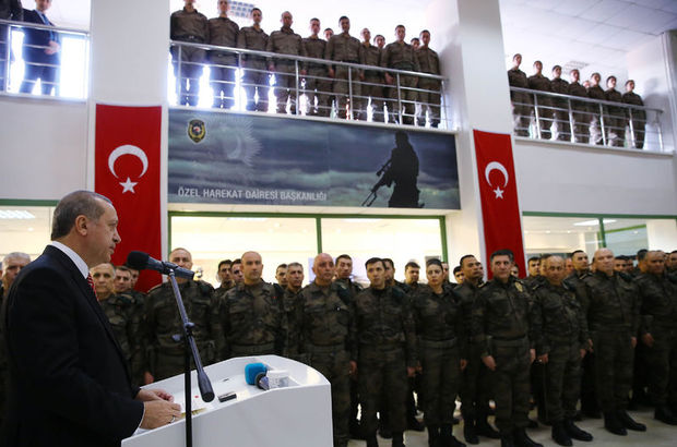 Cumhurbaskani Erdogan Ozel Asayis Komutanligi Ve Ozel Harekat Dairesi Baskanligi Na Gitti Gundem Haberleri
