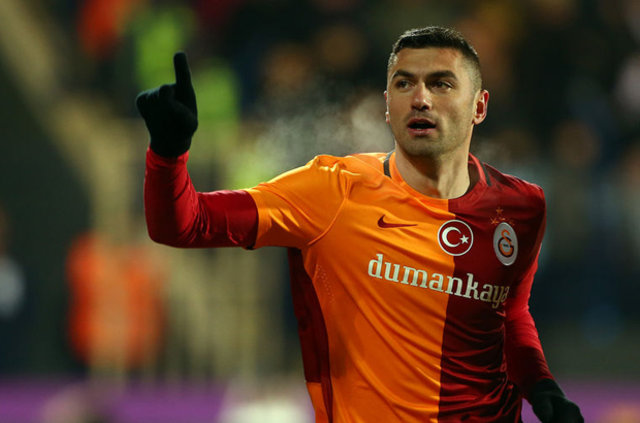 Trabzonspor'da Burak Yılmaz kavgası! Yönetim birbirine girdi