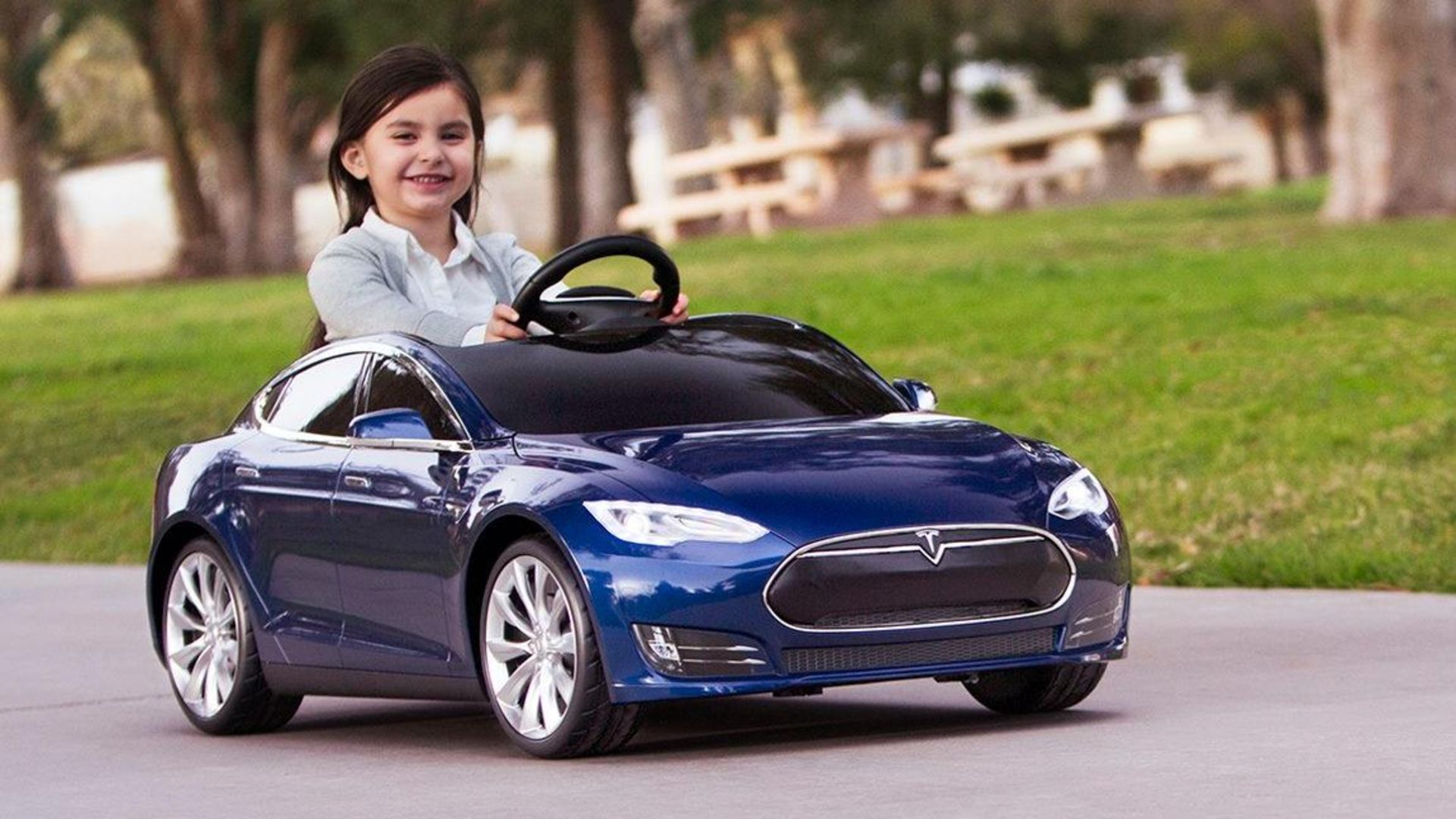Tesla Model S: özellikler (fotoğraf) Tesla Model S: özellikler (fotoğraf)