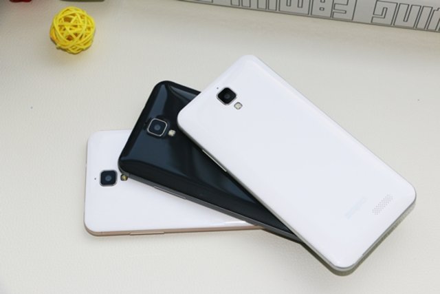 Yeni modeller bir bir görücüye çıkıyor