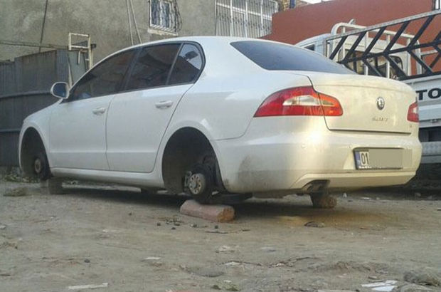 Adana'da 26 otomobilin  jant ve lastiğini çalan zanlı tutuklandı