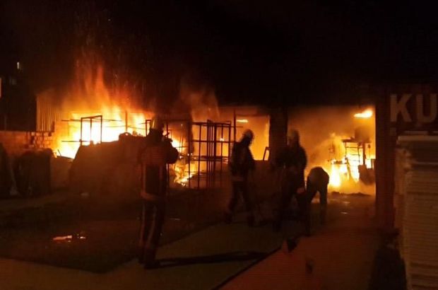 Ataşehir'de söve fabrikasında yangın