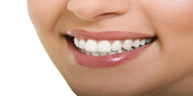Evde nasıl diş beyazlatılır?