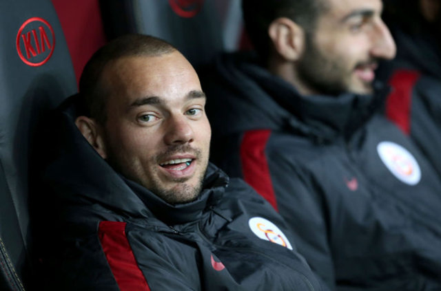 Sneijder ayrılıyor mu?