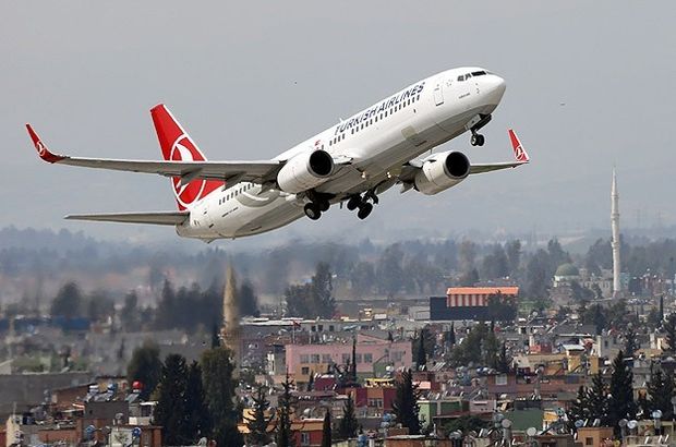 THY uçağı motoruna kuş girince geri döndü