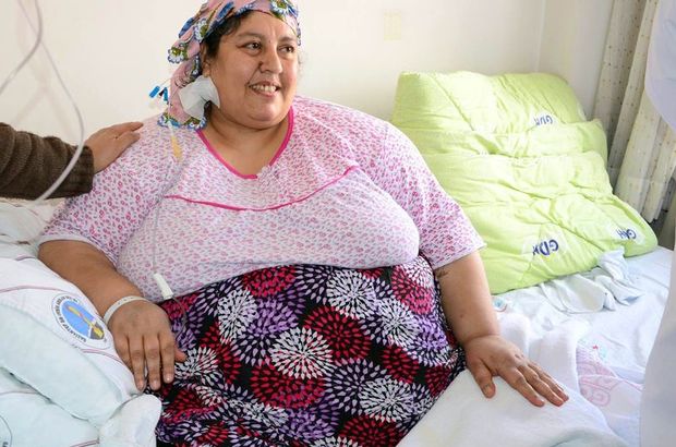 220 kilo olan Ayşe Fatma Yaymeşin'e mide küçültme ameliyatı yapıldı!