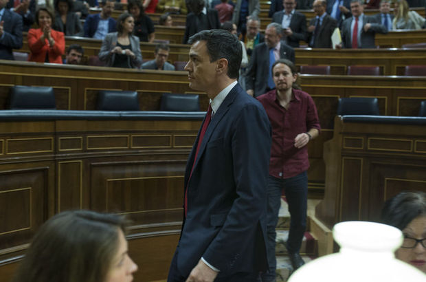 Spanish lawmakers fail to form Socialist government