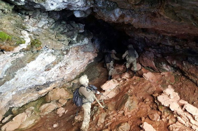 Tunceli'de komandolardan PKK mağarasına dev operasyon!