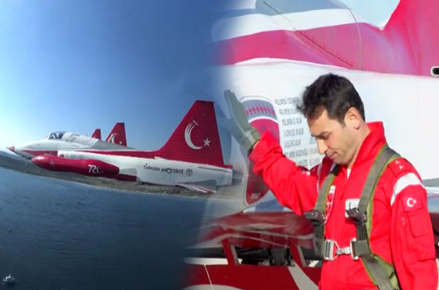 Türk Yıldızları, uçaklarına yazdıkları şehitlerin isimleriyle Çanakkale'ye selam durdu  / video izle