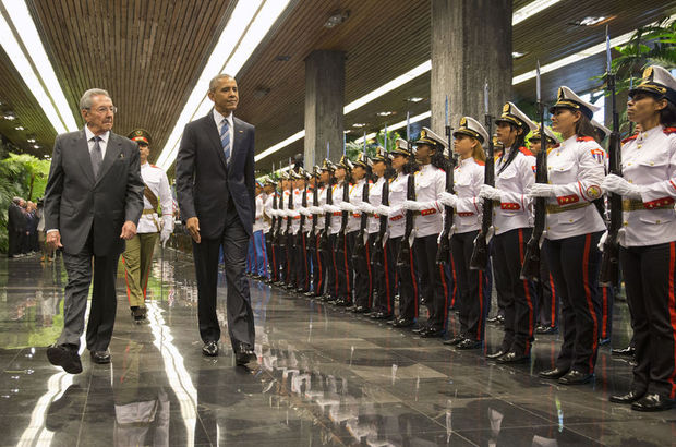 Obama, küba ziyaretinde Jose Marti Anıtı'na çelenk bıraktı