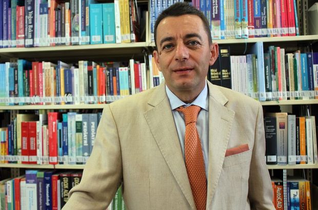 Profesör Bülent Arı istifa etti