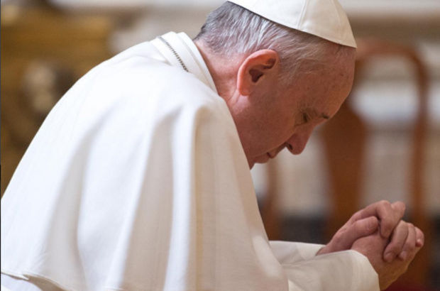 Papa Franciscus, Belçika'daki terör saldırılarını kınadı