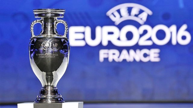 EURO 2016'ya giden teknik direktörlerin maaşları