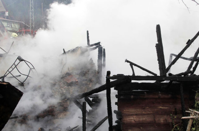 Ankara'da yangın: 3 ölü