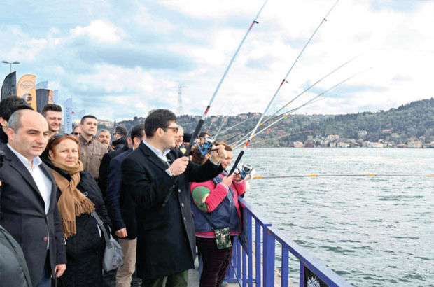 Görme engelliler, Beşiktaş Arnavutköy sahilinde balık tuttu