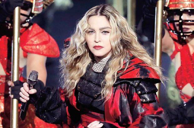 Madonna Londra’da Rocco’yla buluşacak