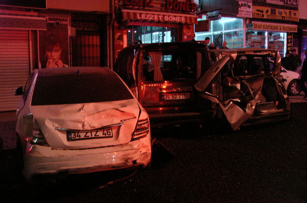 İstanbul'da TIR 6 araca çarptı