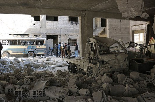 Esad rejimi okul ve hastaneyi vurdu: 20 ölü