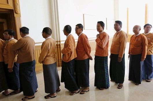 Myanmar dini işleri bakanı: Müslümanlar yarı vatandaş