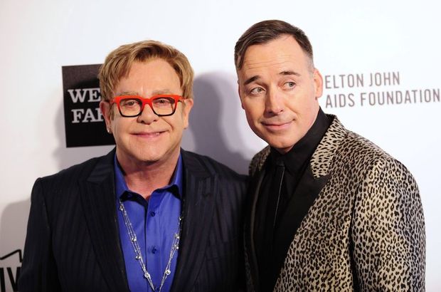 Elton John ve David Furnish çifti seks skandalına karıştı