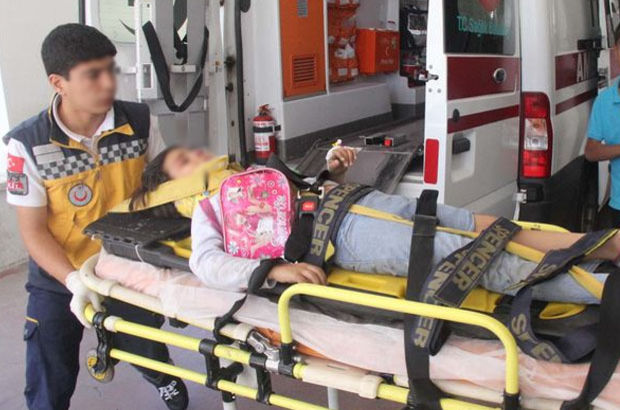 Şanlıurfa'da midibüsün çarptığı çocuk ağır yaralandı