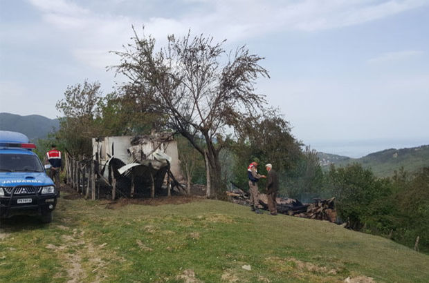 Sinop'ta kardeşlerine kızıp ahşap evi yaktı iddiası