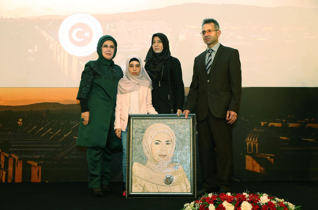 Emine Erdoğan, Suriyeli küçük kızı ailesiyle kavuşturdu