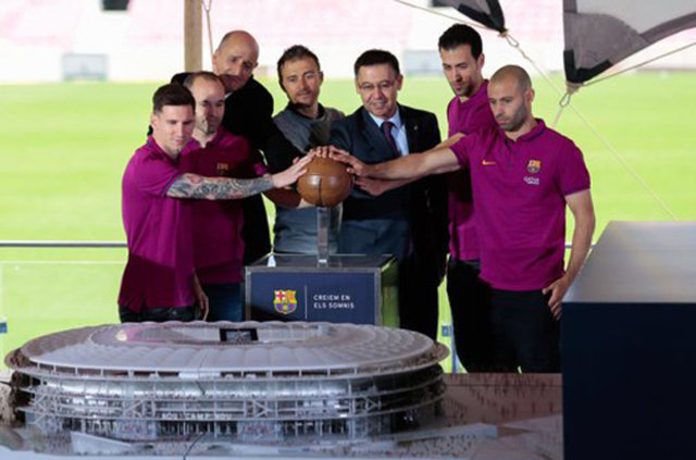 Barcelona yeni stadını tanıttı