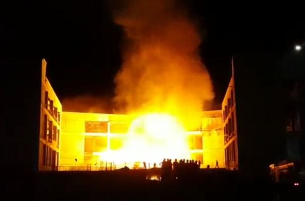 Kayseri Bölge Hastanesi inşaatında yangın çıktı