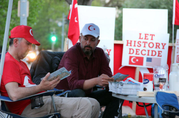ABD'deki Türkler Ermeni iddialarını protesto edecek