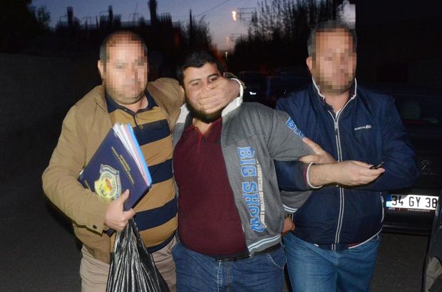 Konya'da Başbakan Ahmet Davutoğlu'na canlı bomba saldırısı hazırlığında olan ve düzenlenen operasyonda gözaltına alınan 11 kişiden 2'si tutuklandı