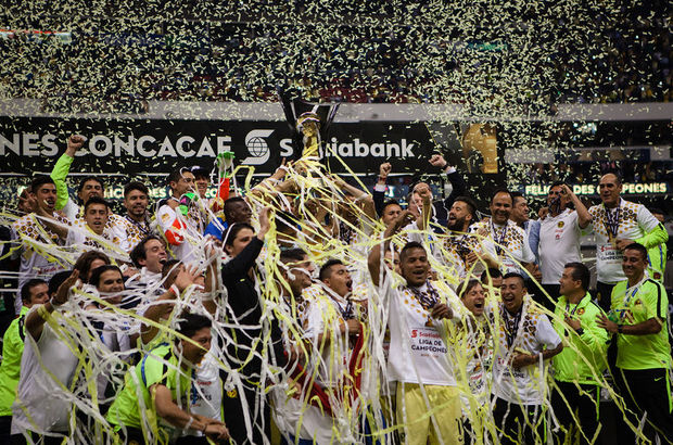 Club America üst üste 2. kez CONCACAF şampiyonu!