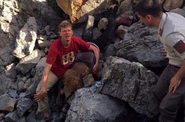 Hollandalı kız Antalya'da kayalıklardan düşerek öldü