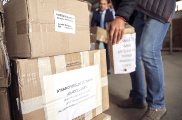 Ankara'dan Hakkâri'ye 20 bin kitap hediye