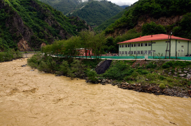 SON DAKİKA! Giresun�da teröristlerle sıcak temas sağlandı, HES vanasını