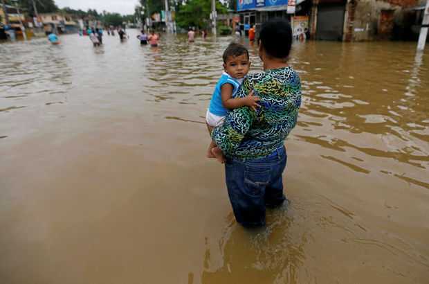 Sri Lanka'da sel ve heyelanda 43 kişi öldü