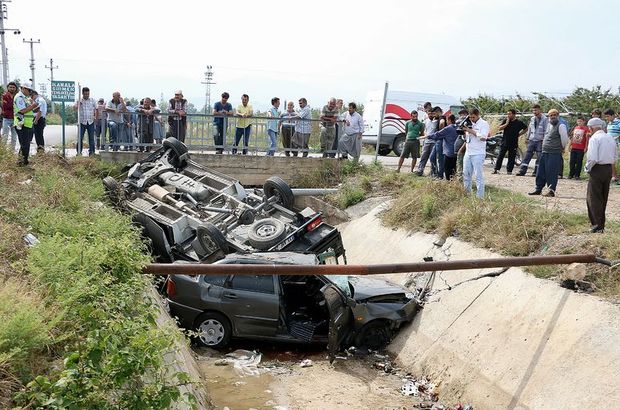 Mersin'de feci kaza: 2 ölü