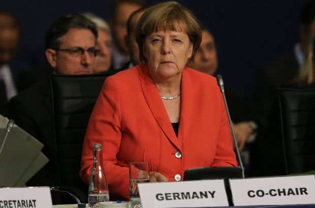 Angela Merkel'den vize serbestisi açıklaması